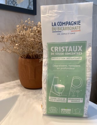 Avec quels produits associer les cristaux de soude ?