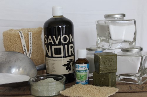 Le savon noir peut-il remplacer la lessive ?